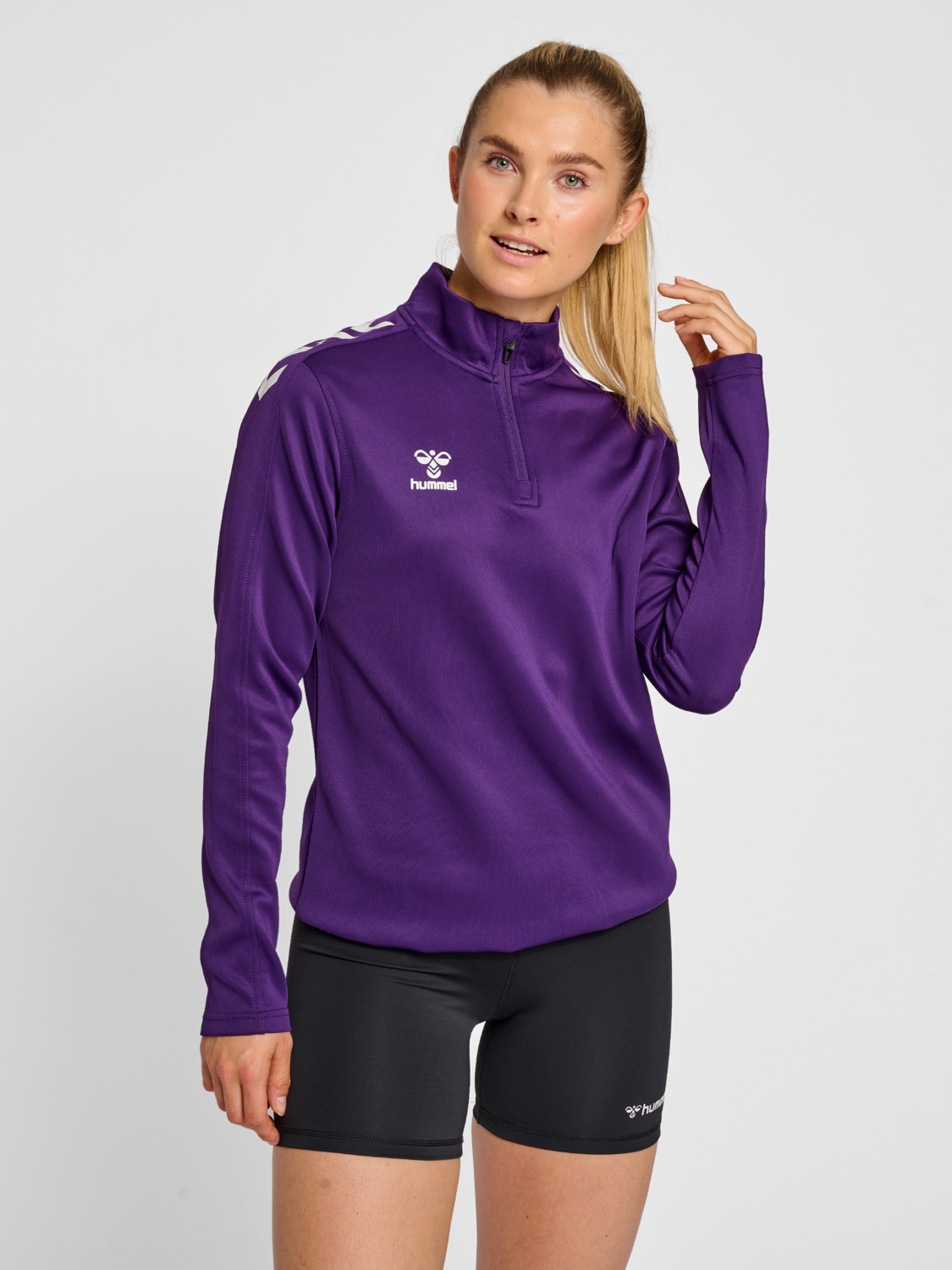 Hmlcore XK Half ZIP Sweat Woman von hummel