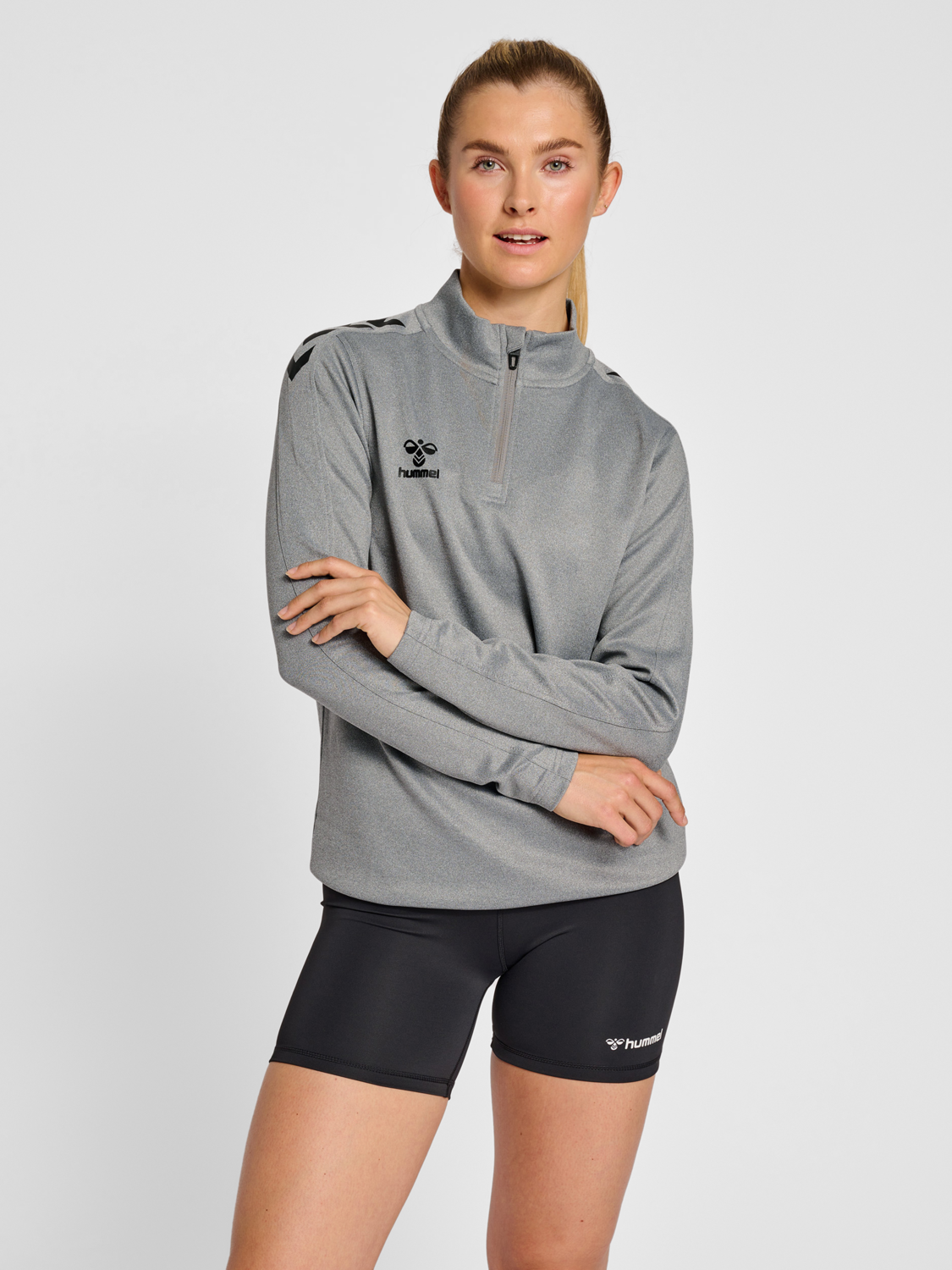 Hmlcore XK Half ZIP Sweat Woman von hummel