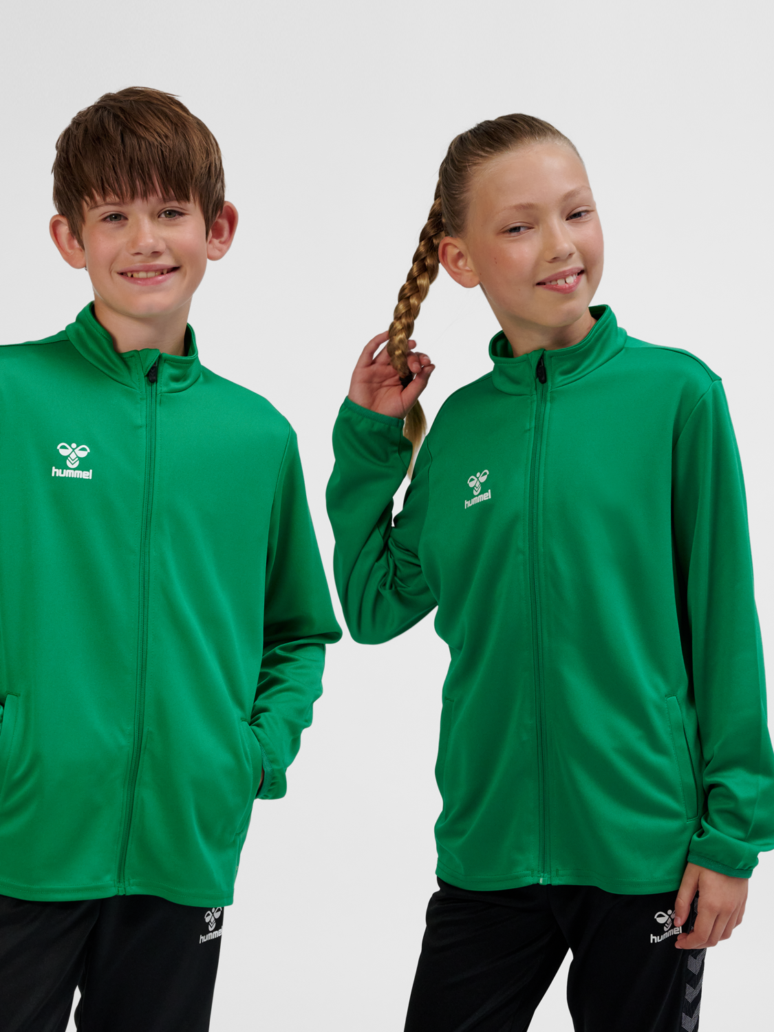 Hmlessential Track Jacket Kids Hmlessential Track Jacket Kids von hummel