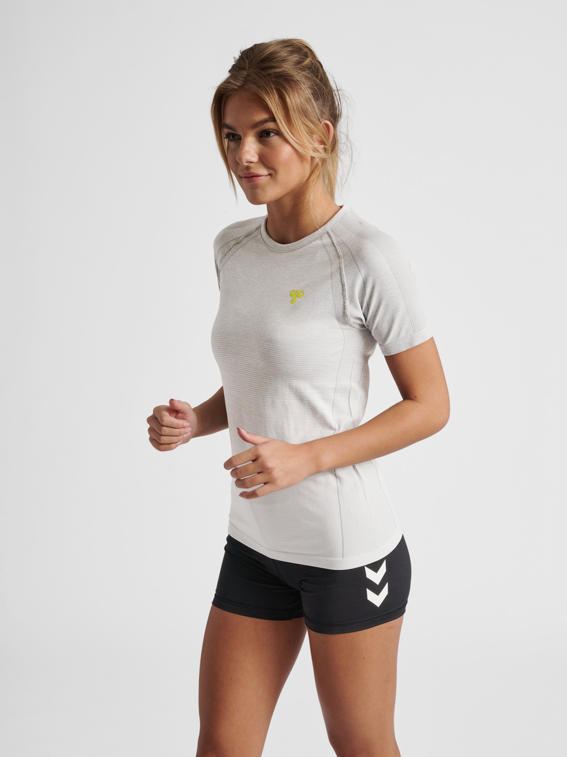 Hmlgg12 Training Seamless S/S Woman von hummel