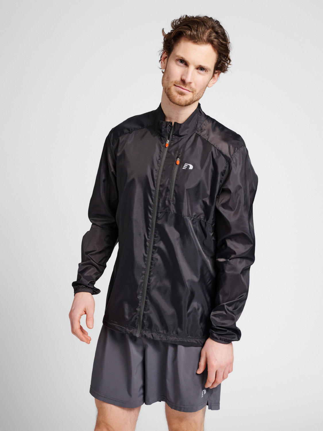 MEN Packable Tech Jacket von hummel