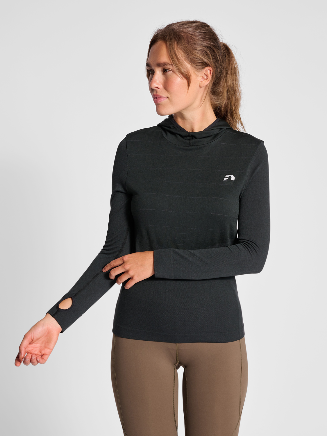 Nwlcambrigde Seamless Hoodie Female Nwlcambrigde Seamless Hoodie Female von hummel