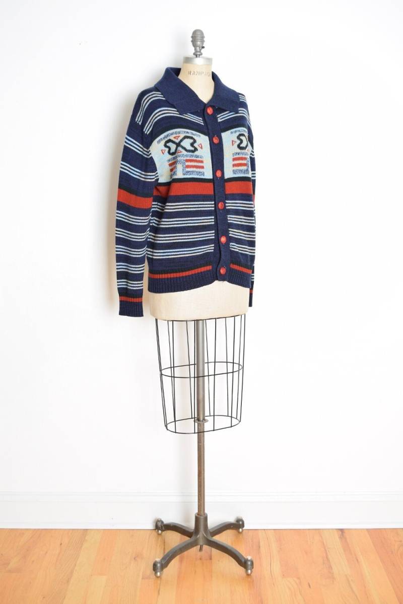 Vintage 70Er Jahre Pullover Blau Raum Gefärbt Gestreiften Südwesten Boho Hippie Strickjacke L Oben Kleidung Vintage 70Er Jahre Pullover Blau Raum Gefärbt Gestreiften Südwesten Boho Hippie Strickjacke L Oben Kleidung von huncamuncavintage