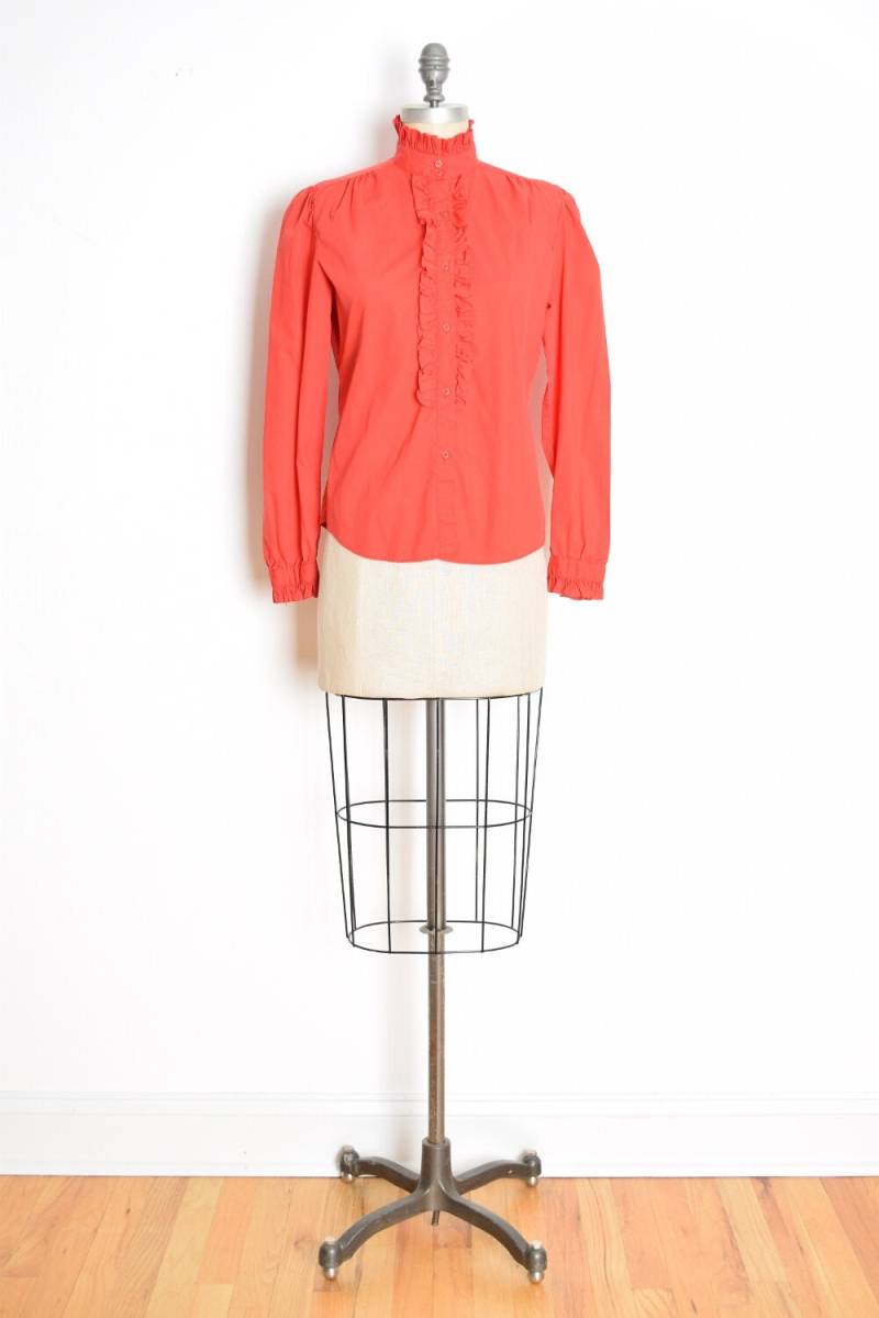 Vintage 80Er Dvf Top Diane Von Furstenberg Rote Tuxedo Ruffle Hemd Bluse M 1980Er Jahre Vintage 80Er Dvf Top Diane Von Furstenberg Rote Tuxedo Ruffle Hemd Bluse M 1980Er Jahre von huncamuncavintage
