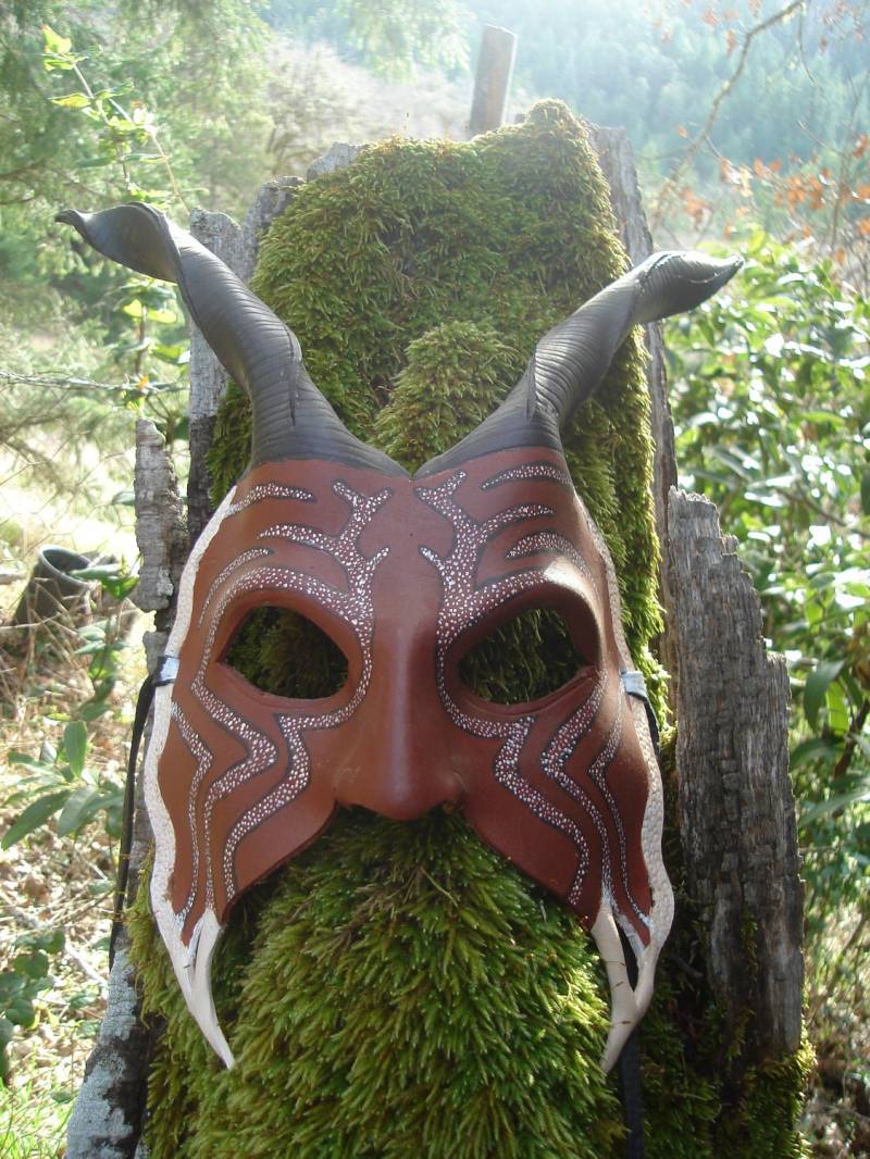 Der Gehörnte Schamane Der Gehörnte Schamane von huntergilliamkatgray