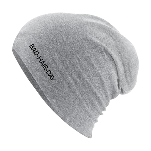 Huuraa Beanie Bad Hair Day Schriftzug Unisex Mütze Größe Heather Grey mit Motiv für alle mit stylischer Frisur Geschenk Idee für Freunde und Familie von Huuraa