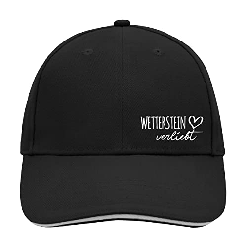 HUURAA Cappy Mütze Wetterstein verliebt Unisex Kappe Black/Light Grey mit Namen deiner lieblings Region Geschenk Idee für Freunde und Familie von HUURAA