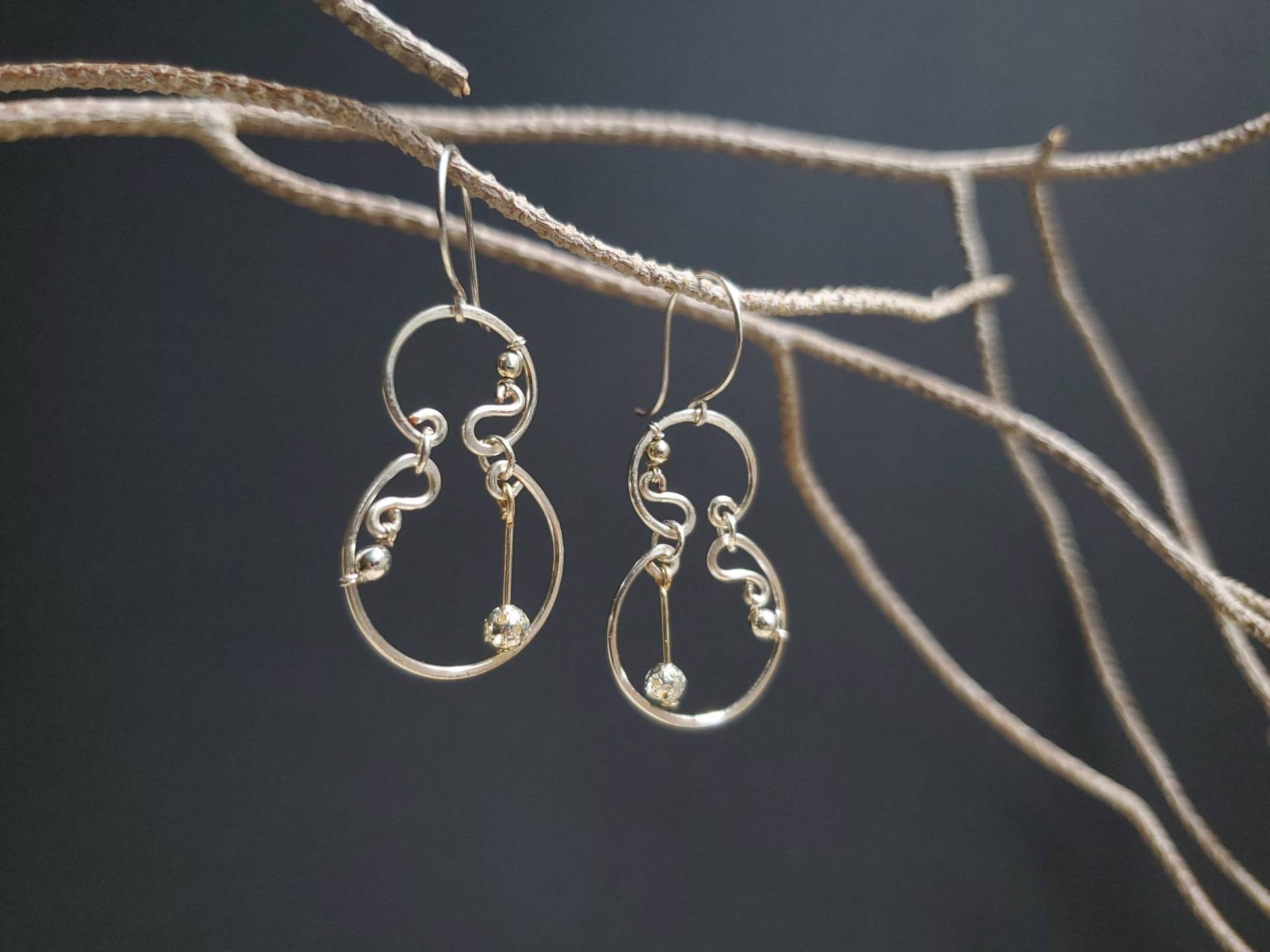 Abstrakte Silber Ohrringe Gehämmert Jugendstil Schmuck Geschenk Abstrakte Silber Ohrringe Gehämmert Jugendstil Schmuck Geschenk von iAMattitude