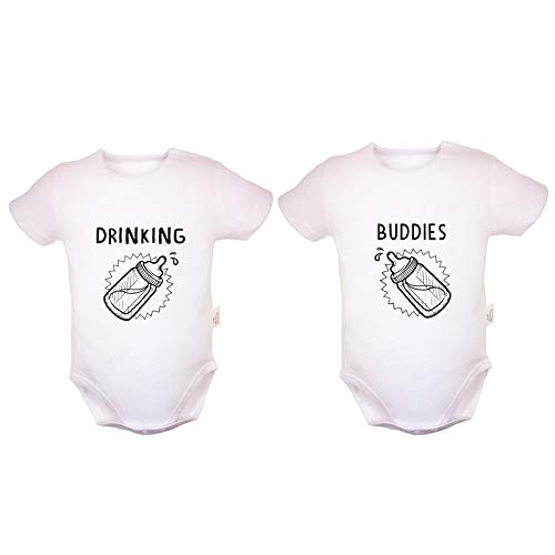iDzn Twins Baby Drinking Buddies Funy Slogan Digitaldruck Strampler Neugeborene Baby Bodys Säugling Jumpsuits Baby Unisex Neuheit Outfits 2 Stück Gr. 0-6 Monate, weiß von iDzn