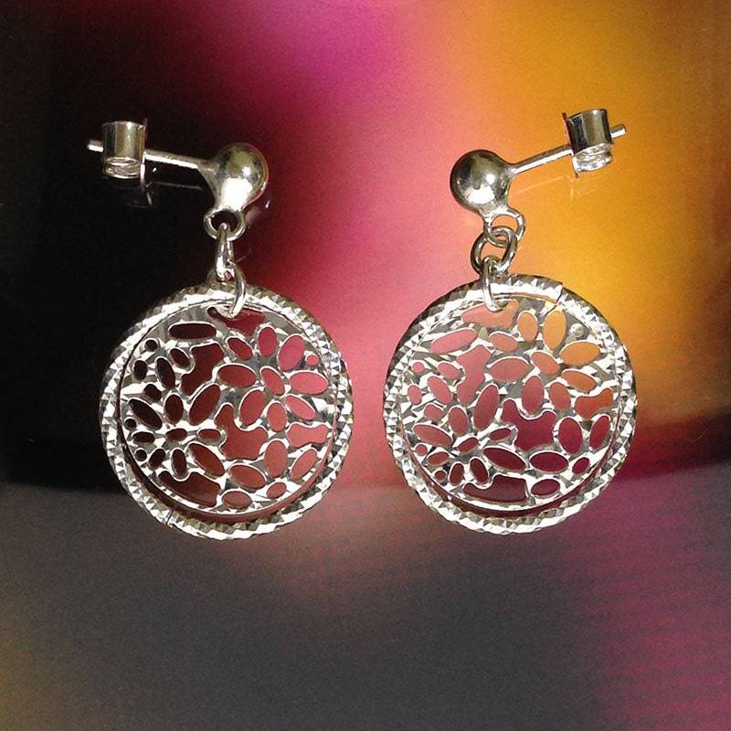 925 Massiv Sterling Silber Blumenkreis Ohrringe-Kleine Blumenscheibe Und Dia-Cut Hoop-Polierter Ohrstecker Ohrringe 925 Massiv Sterling Silber Blumenkreis Ohrringe-Kleine Blumenscheibe Und Dia-Cut Hoop-Polierter Ohrstecker Ohrringe von iGiftJewelry