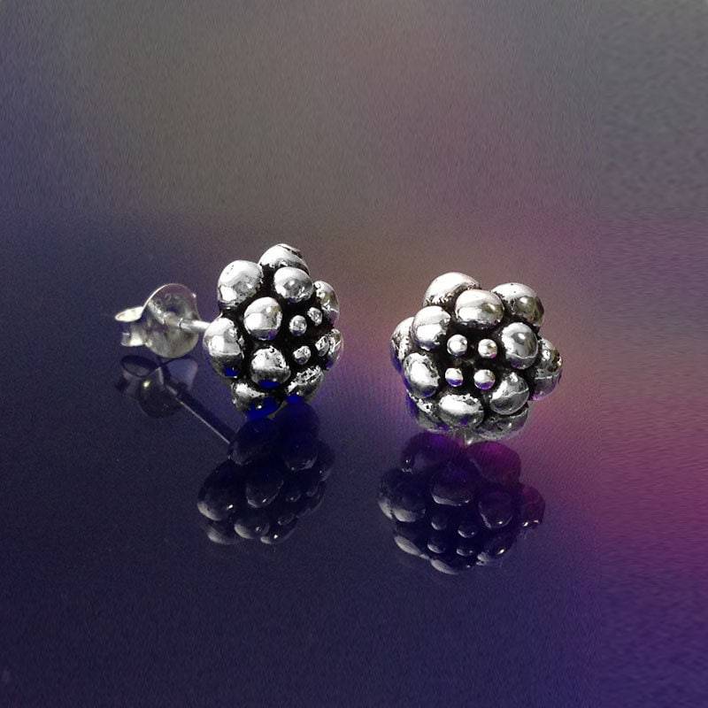 925 Solid Sterling Silber Wild Berry Ohrringe-Silber Ohrstecker-Poliert-Oxidiert 925 Solid Sterling Silber Wild Berry Ohrringe-Silber Ohrstecker-Poliert-Oxidiert von iGiftJewelry