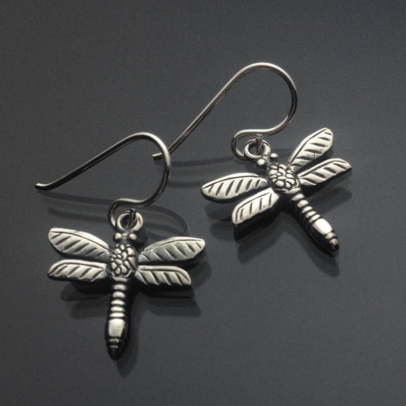 925 Sterling Silber Libelle | 2 Ohrringe Silber/Baumelnd/Oxidierte Libelle/Verdunkelt/Libellenschmuck/Einfache 925 Sterling Silber Libelle | 2 Ohrringe Silber/Baumelnd/Oxidierte Libelle/Verdunkelt/Libellenschmuck/Einfache von iGiftJewelry