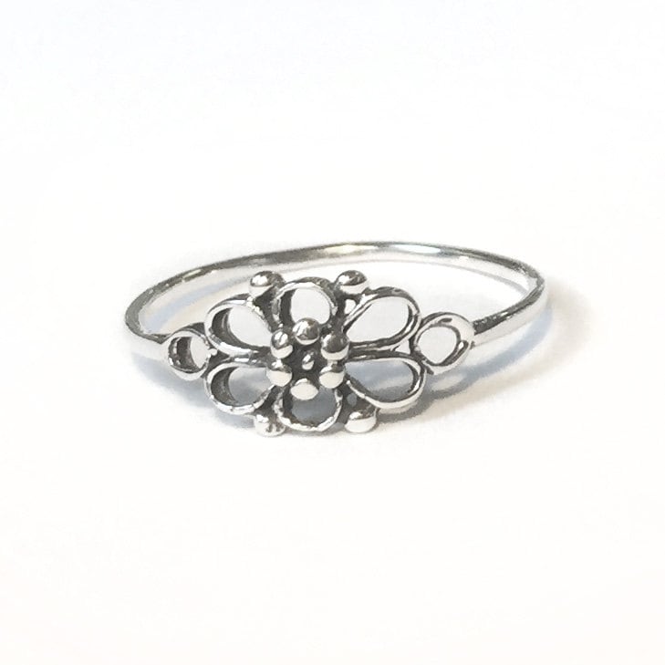 925Er Sterling Silber Blumenring-Kleiner Blumenring-Oxidierter Blumenring-Blumensilberring 925Er Sterling Silber Blumenring-Kleiner Blumenring-Oxidierter Blumenring-Blumensilberring von iGiftJewelry