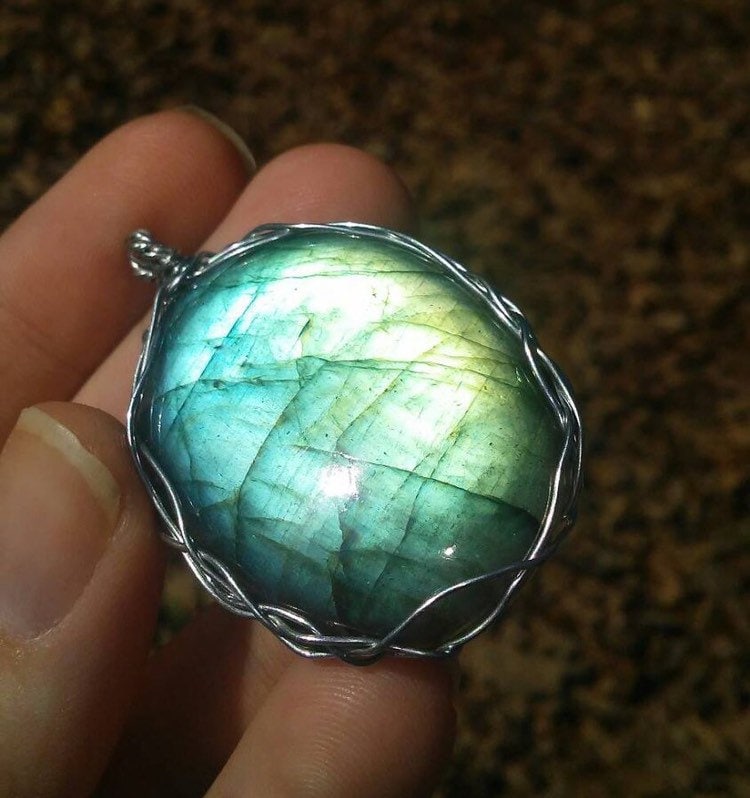 Bunte Labradorit Wire Wrap Anhänger Halskette von iLLstyles