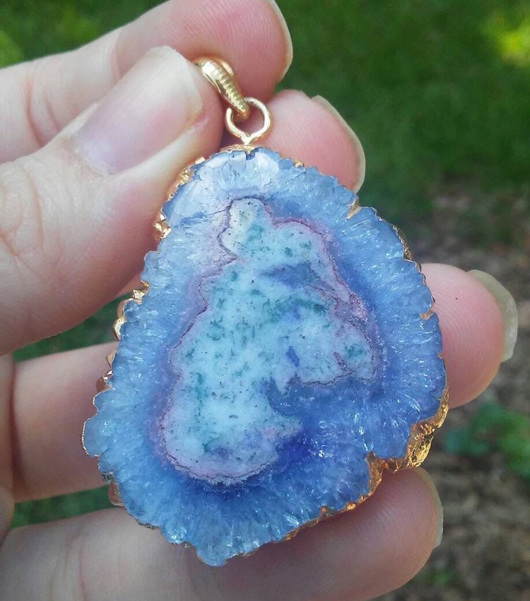 Hell Lila Solar Quarz Anhänger Halskette von iLLstyles