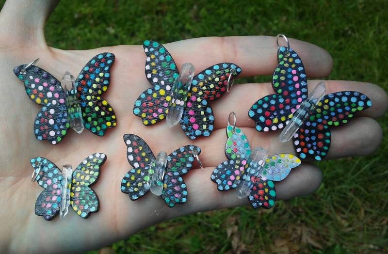 Holz Gemalt Schmetterling Klar Kristall Quarz Anhänger Halskette Holz Gemalt Schmetterling Klar Kristall Quarz Anhänger Halskette von iLLstyles