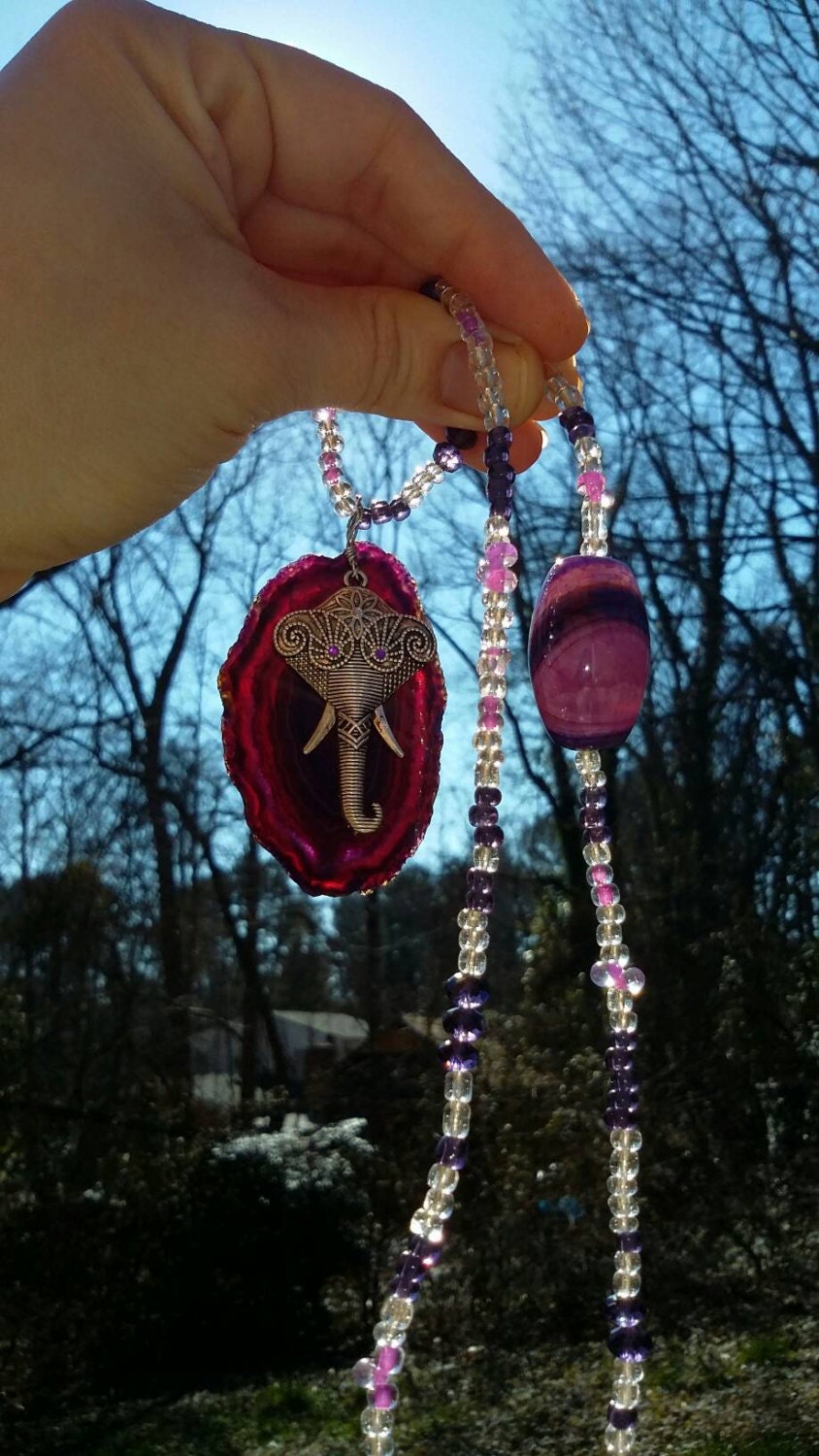 Lila Mit Rosa Achat, Elefant Charm Und Perlen von iLLstyles