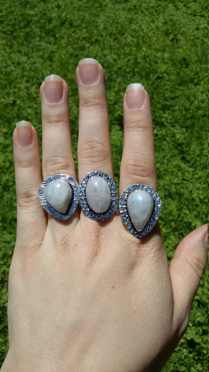 Mondstein Ringe, 3 Größen von iLLstyles