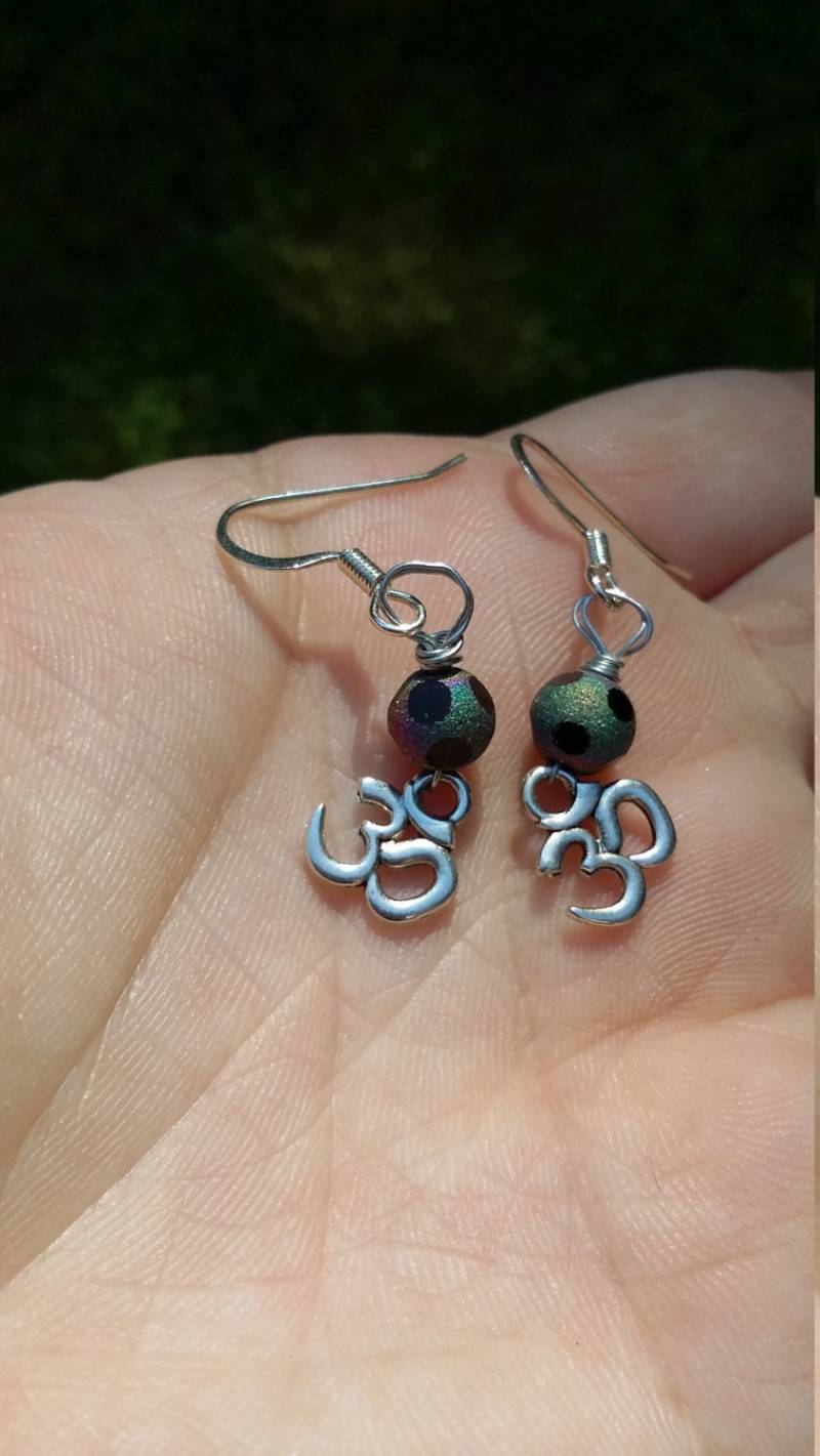 Om Bunte Ohrringe von iLLstyles