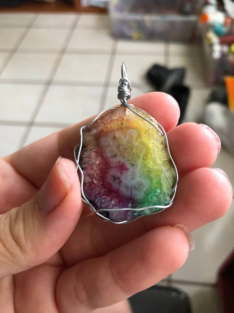 Regenbogen Solar Quarz Anhänger Halskette von iLLstyles