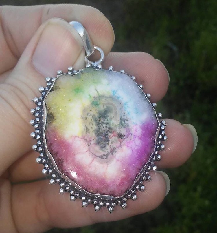 Regenbogen Solar Quarz Anhänger Halskette von iLLstyles