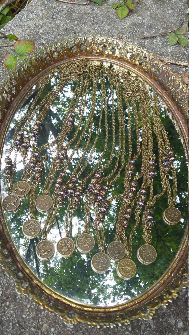 sternzeichen Anhänger Kette von iLLstyles