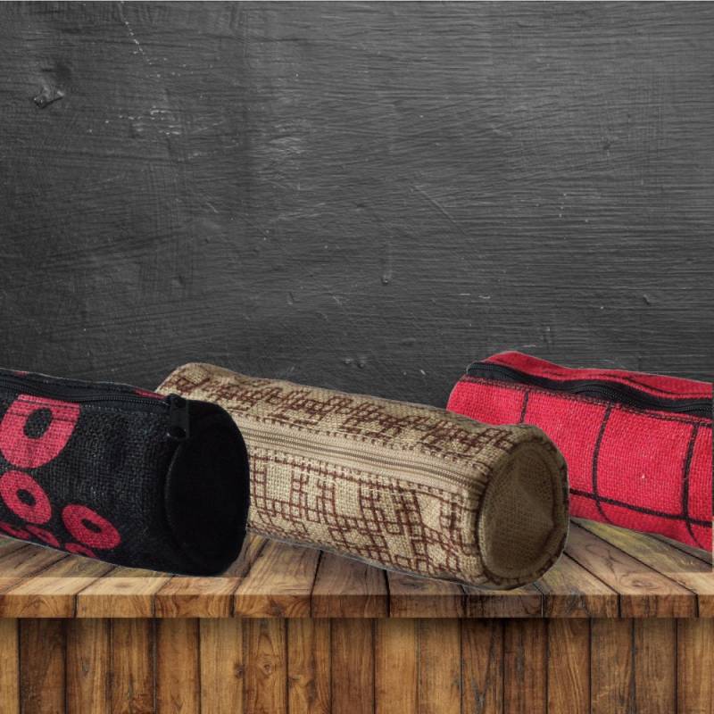 Accessoire Mäppchen, Federmäppchen, Schminktäschchen, Reisetasche, Medizintasche, Kosmetiktasche, Schmucketui, Studententasche, Jutebeutel von iLoveHeyJute