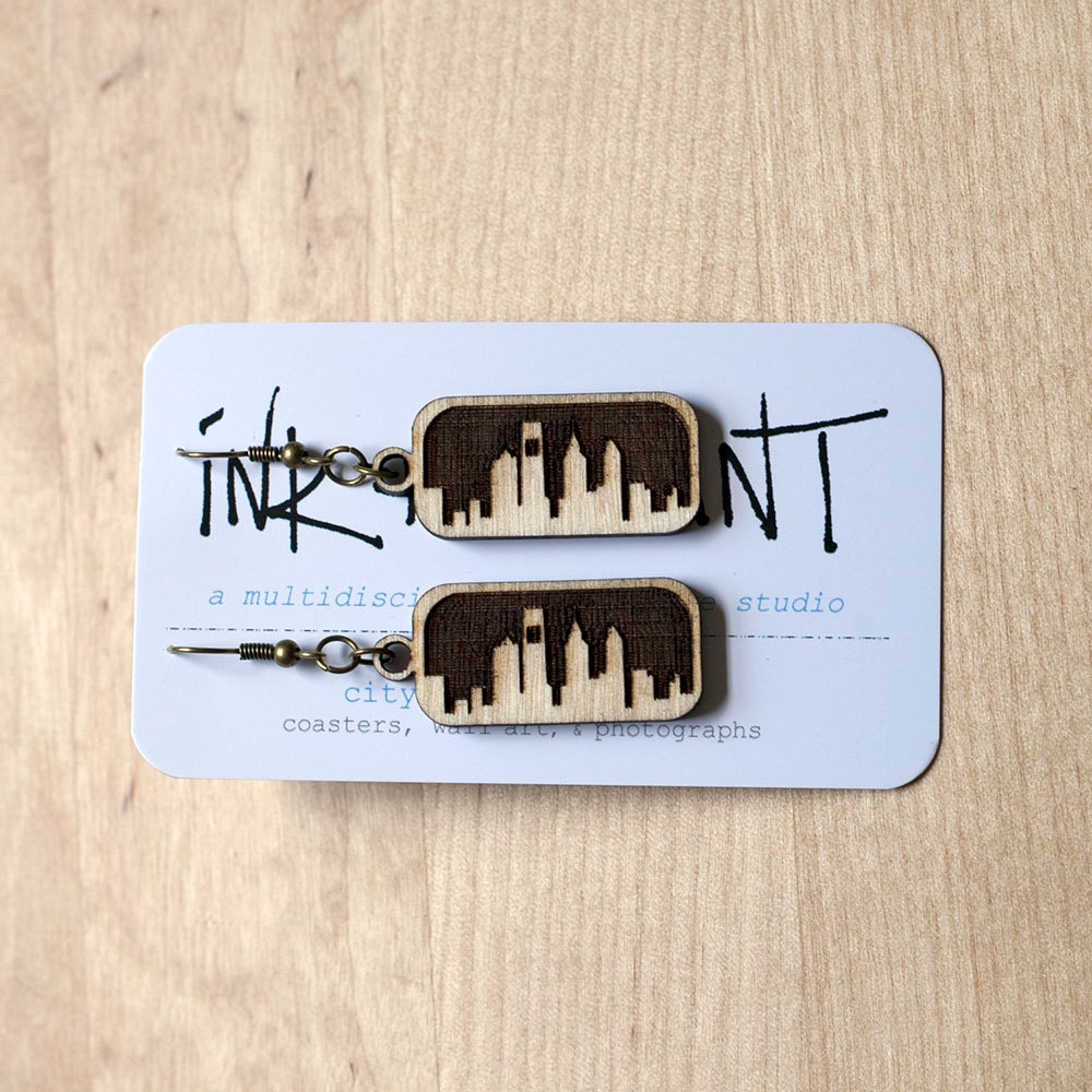 Philly Skyline Ohrringe | Laserschnitt-Holz Philadelphia Schmuck - Geschenk Für Sie Philly Skyline Ohrringe | Laserschnitt-Holz Philadelphia Schmuck - Geschenk Für Sie von iNKthePRINT