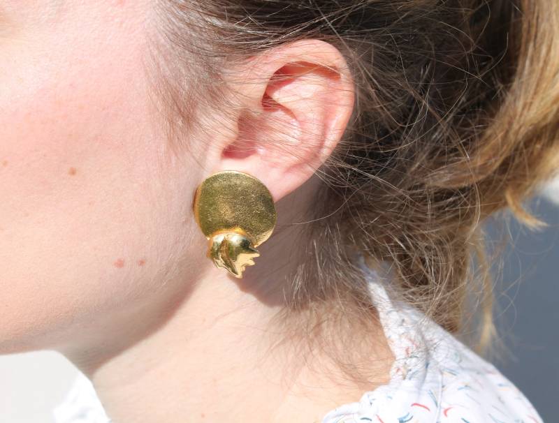 Kiwi - Ananas Ohrringe in Gold Gehämmert Metall Kiwi - Ananas Ohrringe in Gold Gehämmert Metall von iPomeeVintage