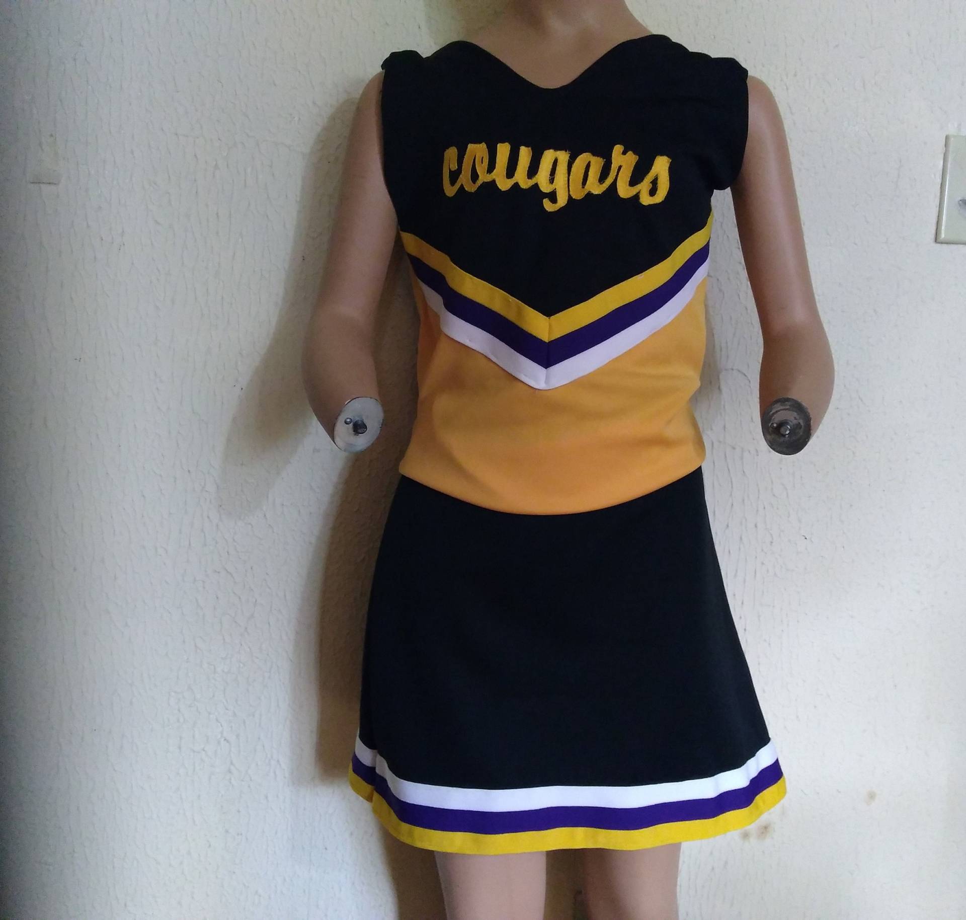Cougars Tigers Bären Schwarz Gold Cheerleader Uniform Fußball Spiel Halloween Kostüm Cosplay von iTreasureMine