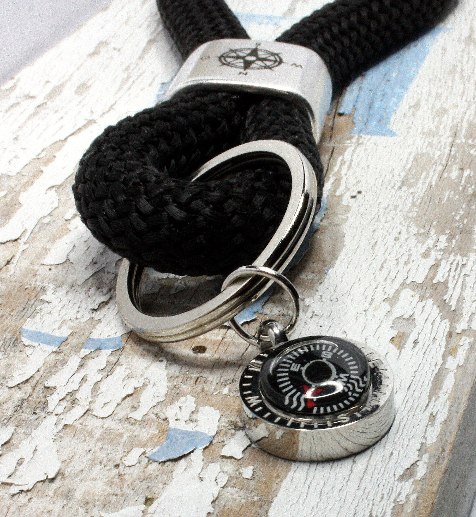 Schlüsselanhänger, Funktionstüchtiger Kompass, Schlüsselband Mit Gravierter Windrose, Geschenk Schlüsselanhänger von iTuepfelSchmuck