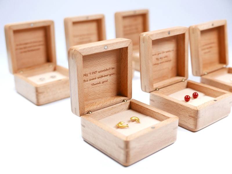 Benutzerdefinierte Brautjungfern Schmuck-Boxen in Buchenholz Mit Personalisierten Text Laser Gravur, Ich Box, Geschenke Zu Tun von iWoodShop