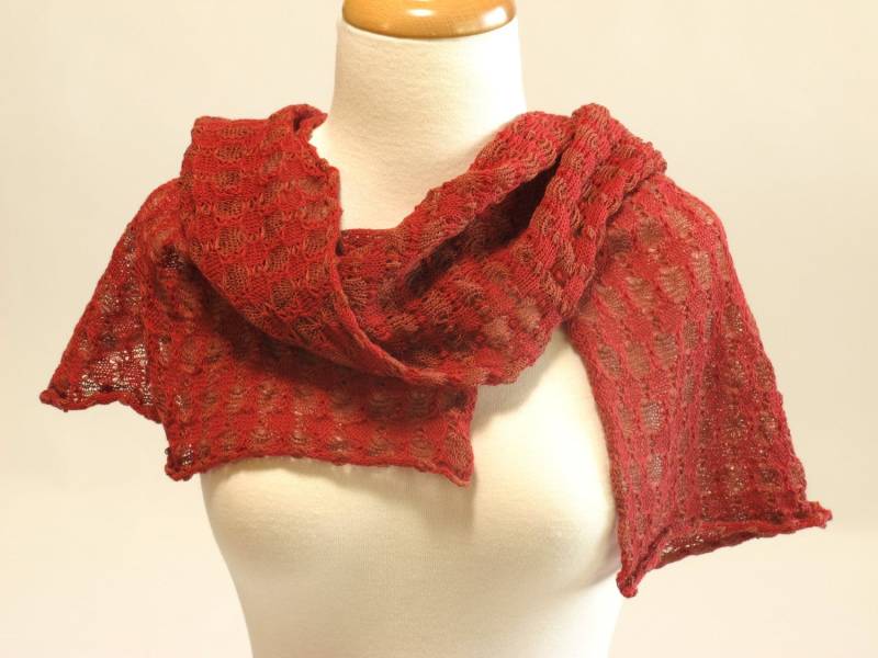 Schal Aus Bio-Baumwolle Und Leinen, Rot Schal Aus Bio-Baumwolle Und Leinen, Rot von ianbaldry