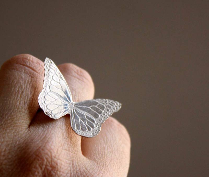Monarchfalter Ring Silber - Gravierter Insekt Flügelring Tier Tierwelt Groß Damengeschenk Nymphalidae Monarchfalter Ring Silber - Gravierter Insekt Flügelring Tier Tierwelt Groß Damengeschenk Nymphalidae von iatzil