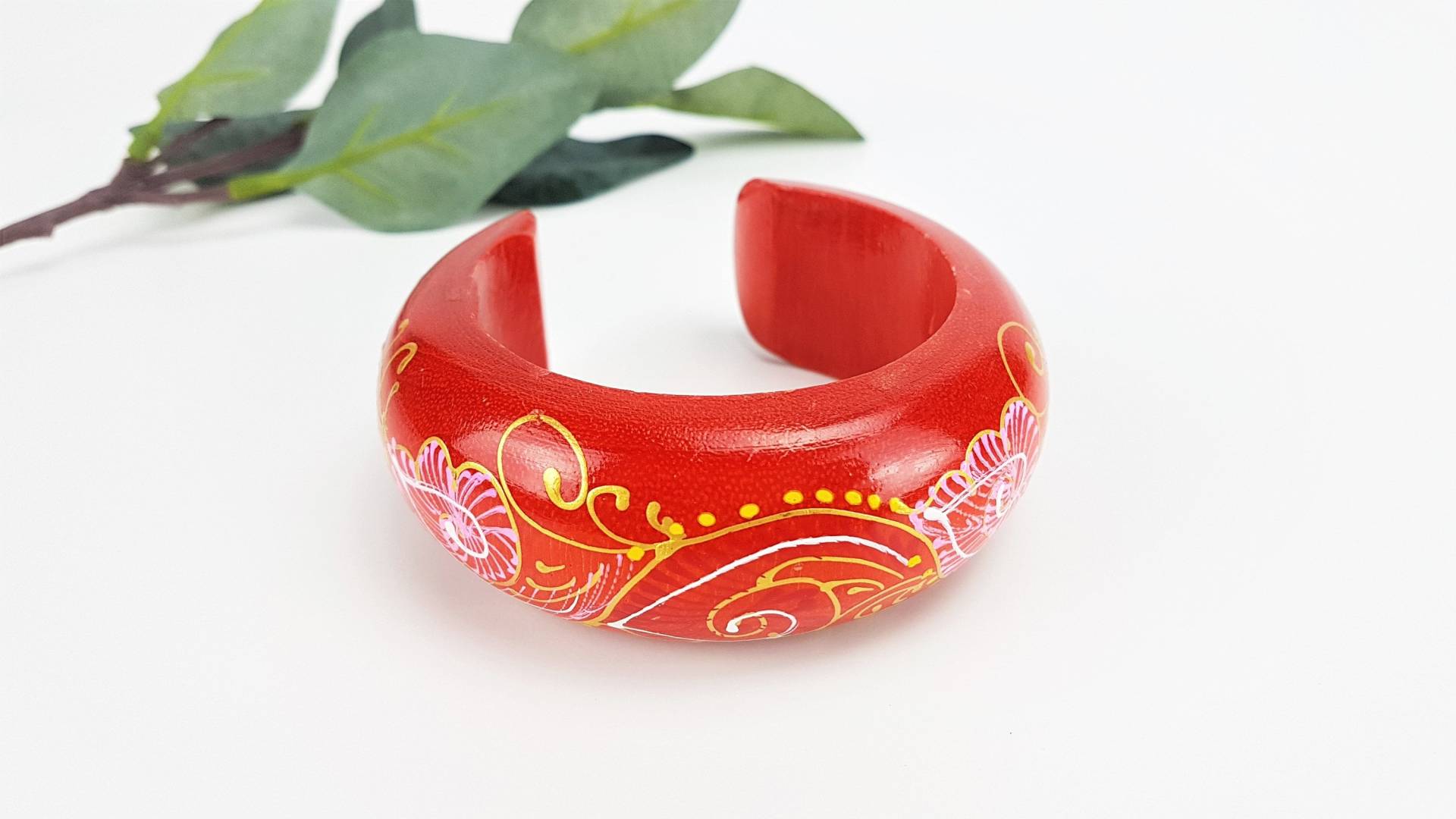 Vintage Armreif Aus Holz Farbe Rot Handbemalt Festival Schmuck Modeschmuck Hippie-Armband Boho Volkskunst von ibkas