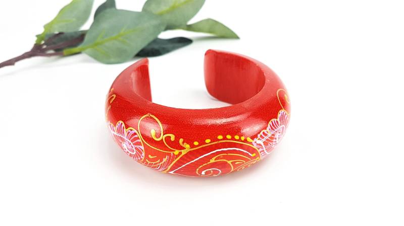 Vintage Armreif Aus Holz Farbe Rot Handbemalt Festival Schmuck Modeschmuck Hippie-Armband Boho Volkskunst von ibkas