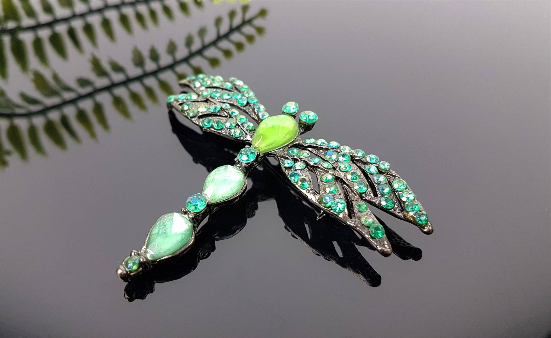 Vintage Brosche Libelle Mit Künstlichen Grünen Steinen Strass Modeschmuck Boho Nachlass von ibkas