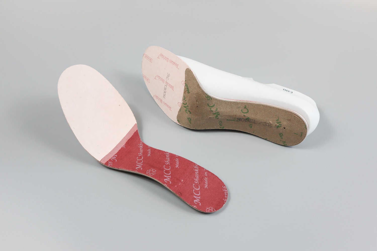 Packung Mit 3 Schaft Einlagen Für Die Schuhherstellung von icanmakeshoes