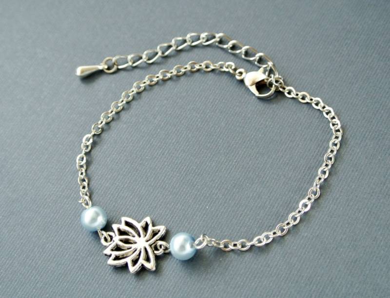 Lotus Armband, Yoga Armband, Lotus Blume Armband, Blumen Schmuck, Perle Armband, Perle Armband von iceblues