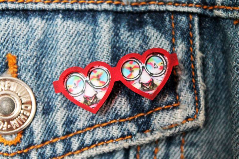 Liebesbrille Brosche Rot Chilli, Herz Sonnenbrille Liebesbrille Brosche Rot Chilli, Herz Sonnenbrille von idolestudio