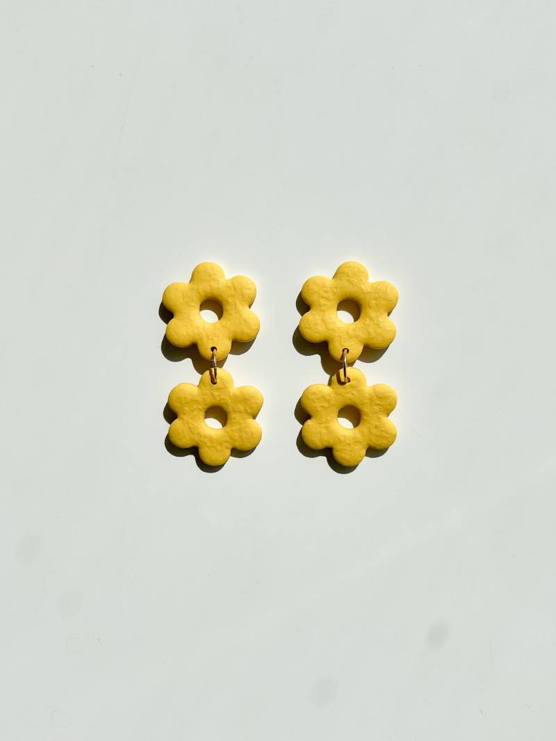 Blumen Ohrringe/ Boho Ohrringe/Iebis/ Fimo Bunte Retro Ohrring/ Moderner Schmuck/ Geschenkidee/ Einzigartig von iebis