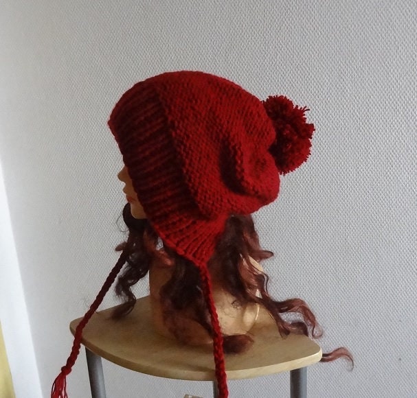 Cranberry Slouchy Strickmütze Damen Ohren Klappe Pom Mütze von ifonkaa