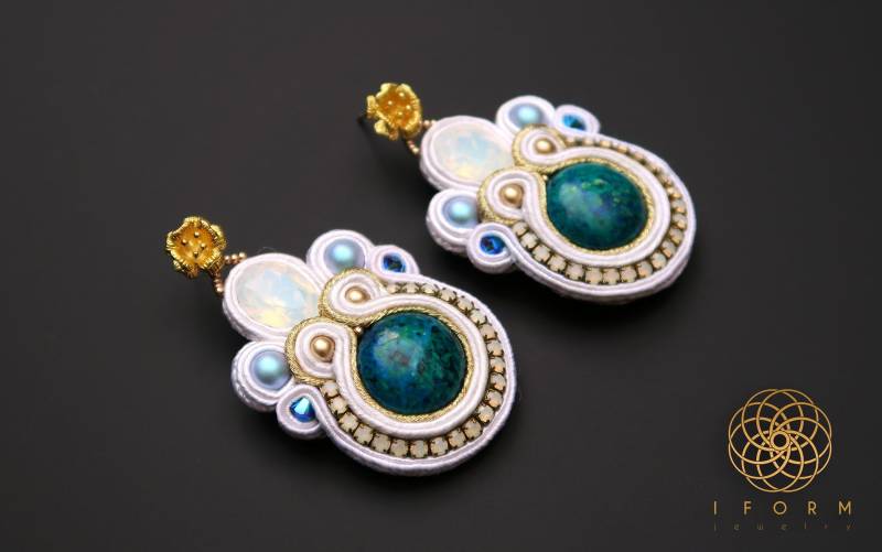Weiße Soutache Ohrringe. Chrysokoll Brautjungfer Statement Schmuck Weiße Soutache Ohrringe. Chrysokoll Brautjungfer Statement Schmuck von iformjewelry