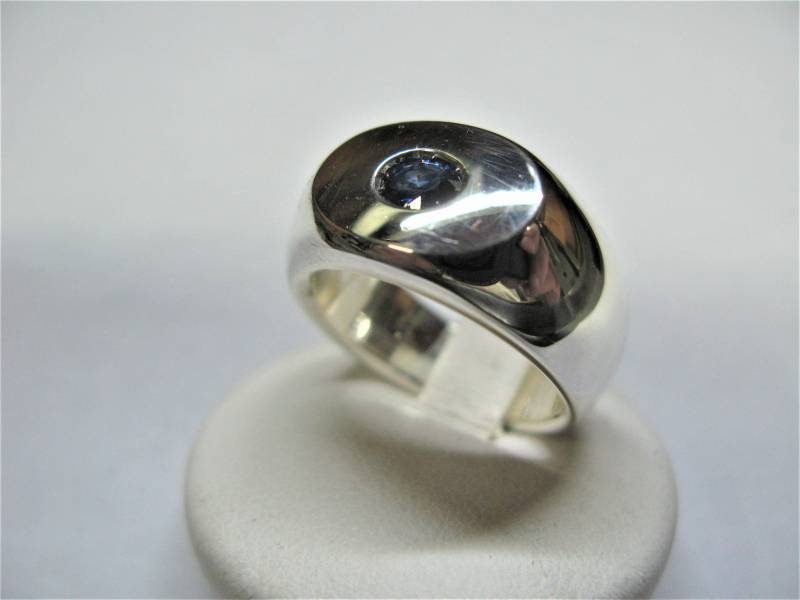 Herren Ovaler Saphirbandring Aus 925Er Silber von igioiellidiperle