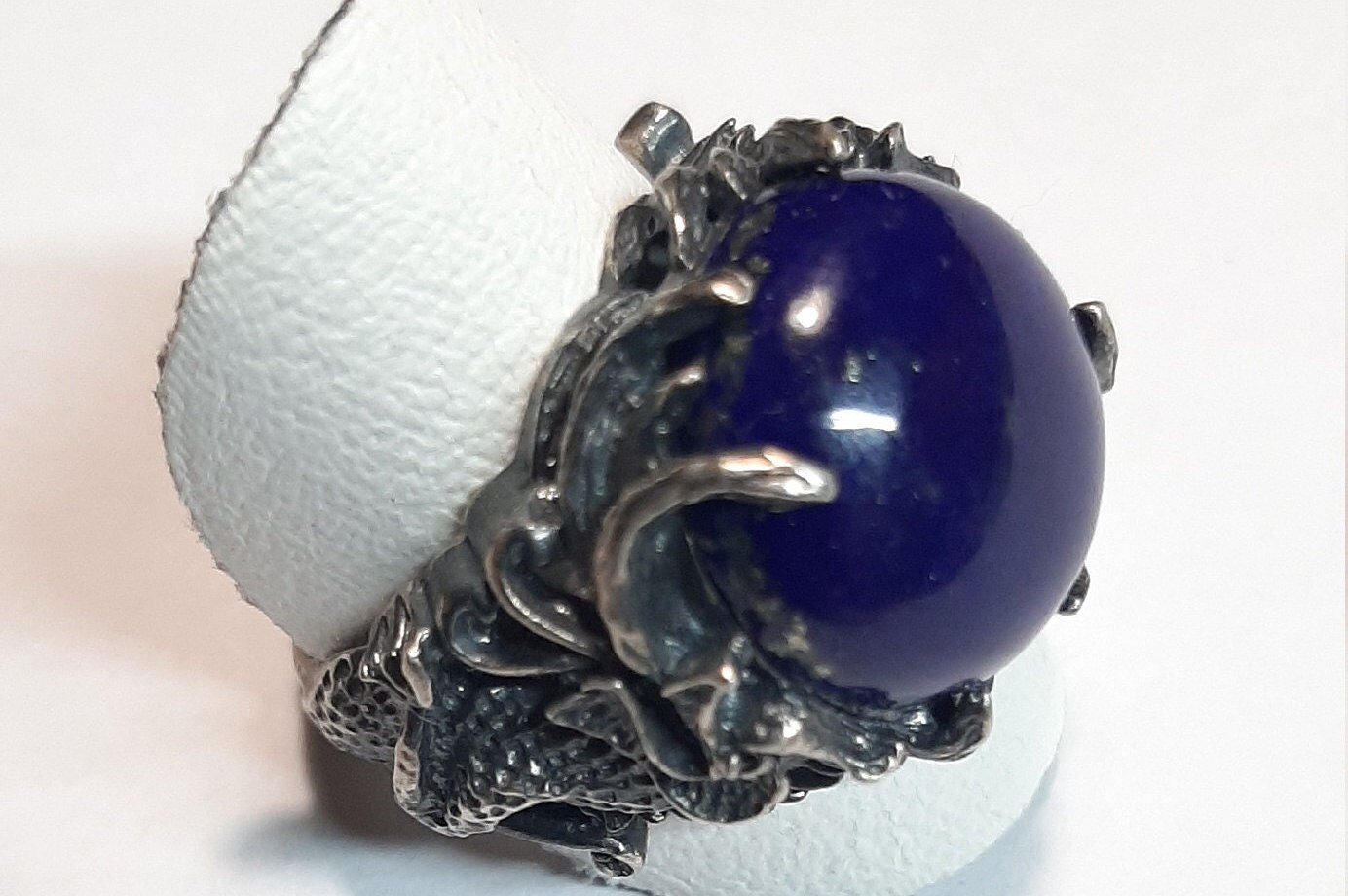 Lapislazuli Cabochon Drachenring Aus Brüniertem Silber 925 Lapislazuli Cabochon Drachenring Aus Brüniertem Silber 925 von igioiellidiperle