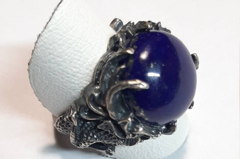 Lapislazuli Cabochon Drachenring Aus Brüniertem Silber 925 Lapislazuli Cabochon Drachenring Aus Brüniertem Silber 925 von igioiellidiperle