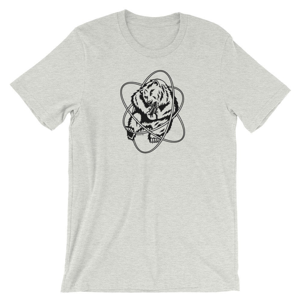 Atomaren Bär | Black & White Shirt Atomaren Bär | Black & White Shirt von ikarigear