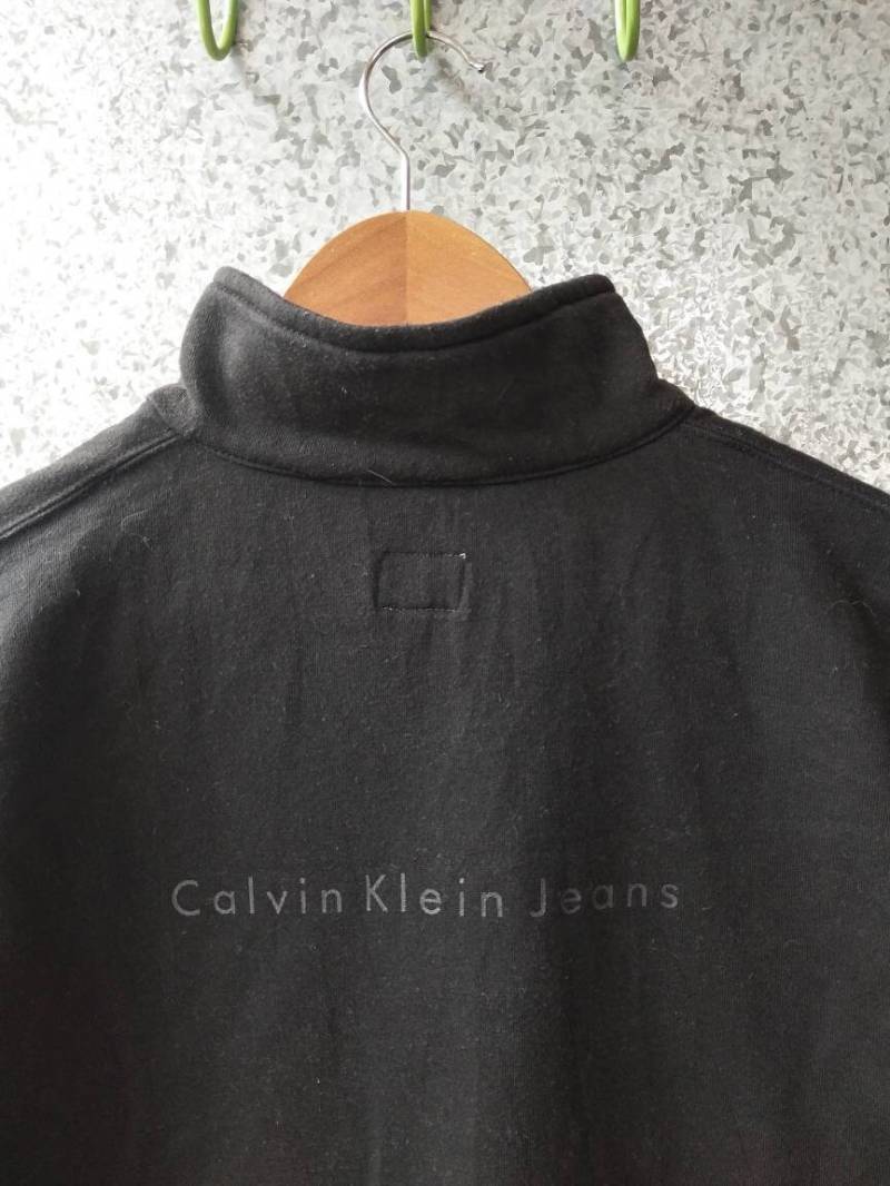 Jahrgang Calvin Klein Jeans Sweatshirt Buchstabieren Pullover Jahrgang Calvin Klein Jeans Sweatshirt Buchstabieren Pullover von ikcollections