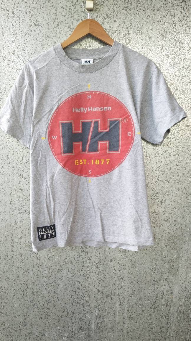 Jahrgang Helly Hansen T Shirt Meer Gang Großes Logo Buchstabieren Unisex Mittlerer Größe, Die in Den Usa Jahrgang Helly Hansen T Shirt Meer Gang Großes Logo Buchstabieren Unisex Mittlerer Größe, Die in Den Usa von ikcollections