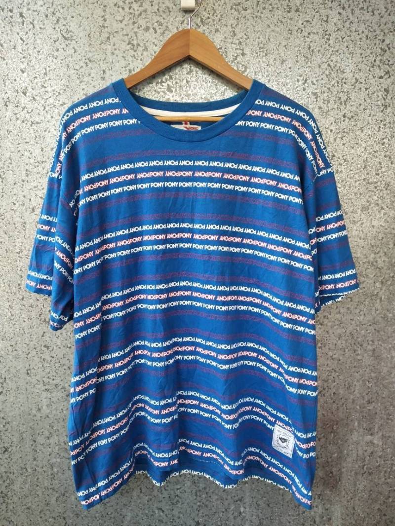 Jahrgang Pony-T-Shirt Voller Druck Streifen Pony-T-Shirt von ikcollections